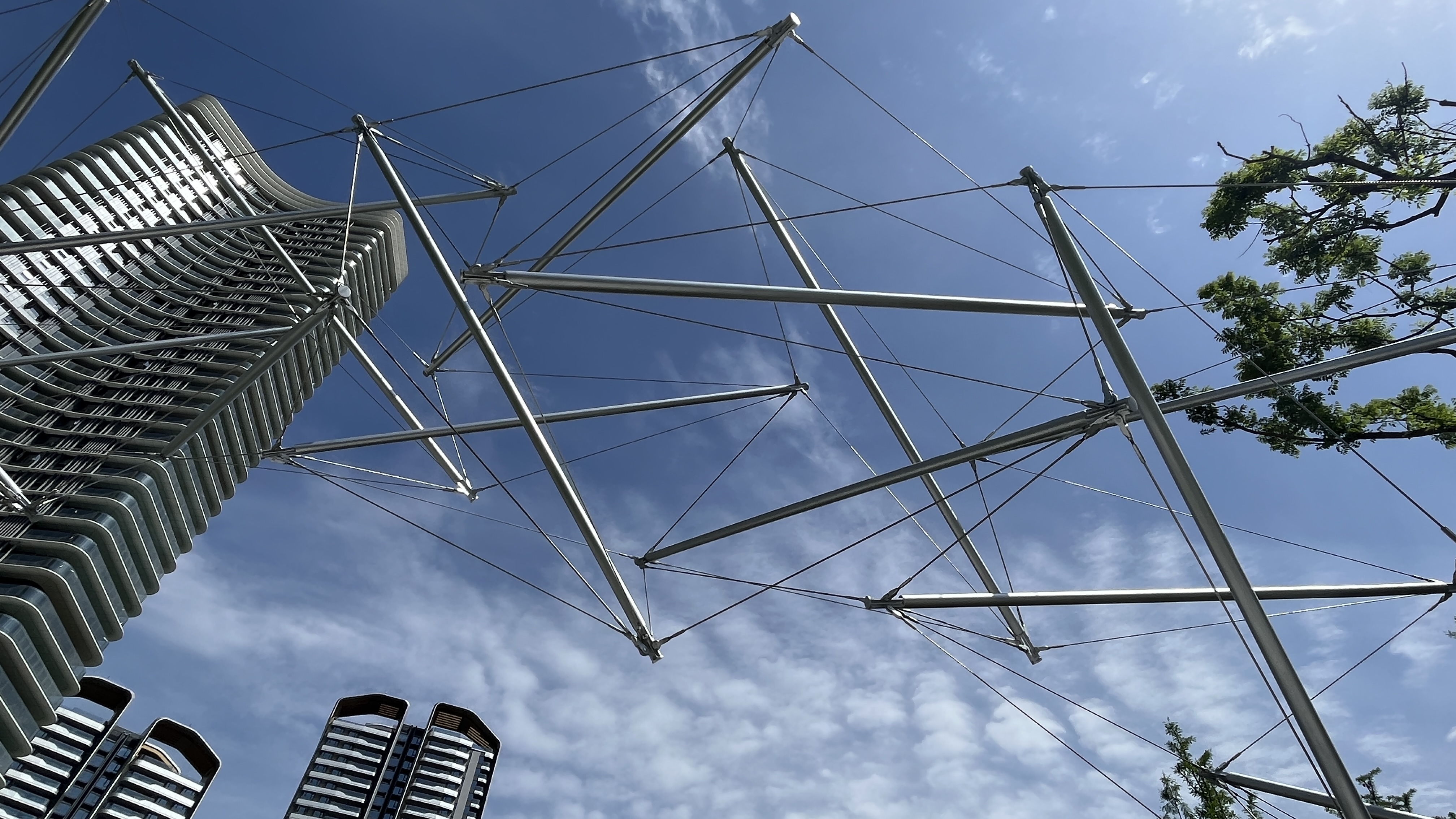 Waves Riding Tensegrity